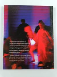 Tanssiteatteri ERIn ensimmäiset 20 vuotta (signeerattu, tekijän omiste)