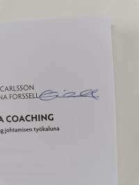 Esimies ja coaching : oivaltava coaching johtamisen työkaluna (signeerattu)