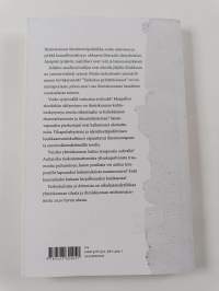 Tarkoituksista ja keinoista : esseitä
