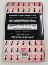 Kusiaistarha ja muita epätoivoisia tilanteita