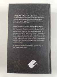 Karitas : kaos på lærred