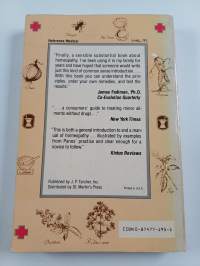 Homeopathic Medicine At Home : Natural Remedies for Everyday Ailments and Minor Injuries