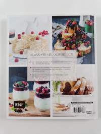 Ein Herz für Klassiker : 50 Backrezepte traditionell und modern