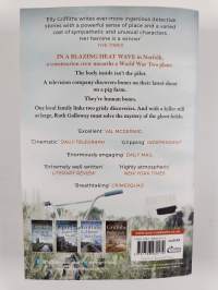 The ghost fields : a Dr Ruth Galloway mystery