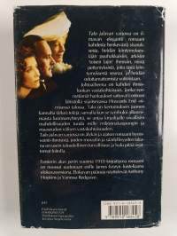 Talo jalavan varjossa