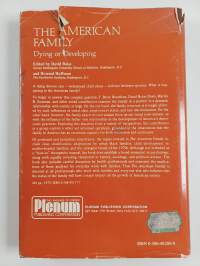 Family therapy : an interactional approach