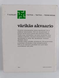 Värikäs akvaario