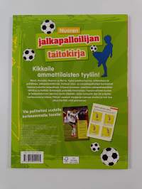 Nuoren jalkapalloilijan taitokirja