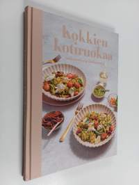Kokkien kotiruokaa : Henksusafkaa ja illallismenuja
