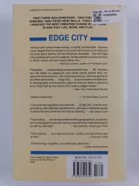 Edge city : life on the new frontier