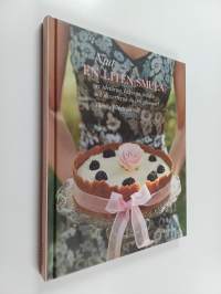Njut en liten smula av tårtorna, kakorna, bröden och desserterna du aldrig glömmer!