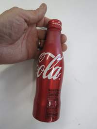 Coca-Cola 2017 Aluminium Bottle -alumiinipullo, avaamaton