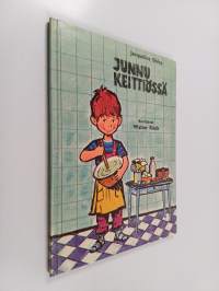 Junnu keittiössä