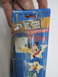 Pez Candy Dispenser with Disney Characters - Donald Duck (Aku Ankka-annostelija)
