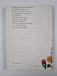 Kaukana täältä