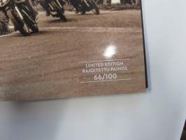 Itäharjun ajot 1955-1965 (Turku), kuva-albumi, 100 kpl painos, numeroitu 66/100 -Itäharju car &amp; motorcycle races, picture album, limited edition
