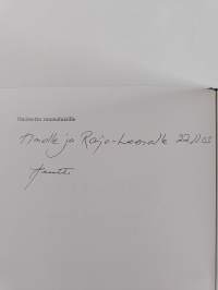 Kotikirkko - välähdyksiä Rauman pyhän kirkosta (tekijän omiste, signeerattu)