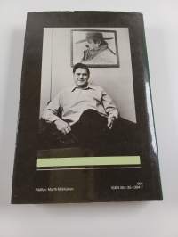 Pihlajanmarjat : muistelua vuosilta 1939-1969