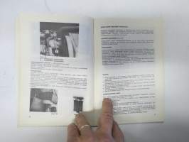 Massey-Ferguson 506 leikkuupuimuri käyttöohjekirja -combine harvester manual