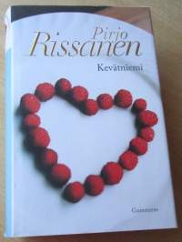 Kevätniemi - Onnen tytäret, Askelten taito, Kotimme Kevätniemi