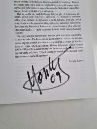 Hevoskuiskaajan vastauksia : 150 yleisintä kysymystä hevosista (signeerattu)