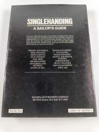 Singlehanding : a sailor's guide