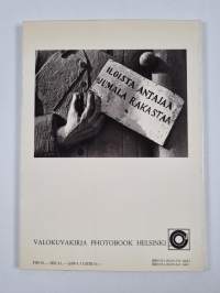 Finland's wooden men-at-alms = Finlands fattiggubbar = Suomen vaivaisukot