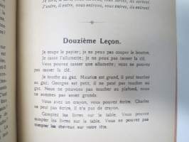 Livre illustré pour les enfants - Partie française -kirja 67. painos vuodelta 1918, huomaa vielä Pietariin (St. Petersburg) M.O. Wolff´in kirjakauppa / -kustantamo
