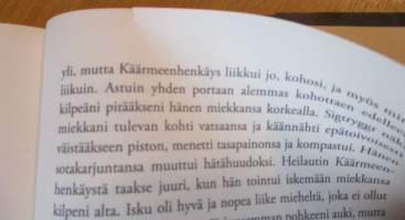 Tyhjä valtaistuin - historiallinen romaani