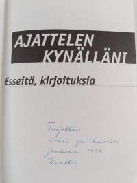 Ajattelen kynälläni : esseitä, kirjoituksia (signeerattu, tekijän omiste)