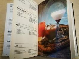 1000 cocktailia ja drinkkiä