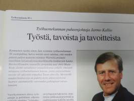 Juhlarihtari Turun Telakan Työhuonekunta 60 vuotta -julkaisu