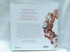Harrasta viiniä