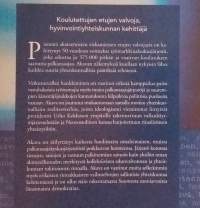 Akava 1950–2000: Oma ja yhteinen etu. (  järjestöhistoria, ammatilliset keskusjärjestöt, akateeminen työvoima )