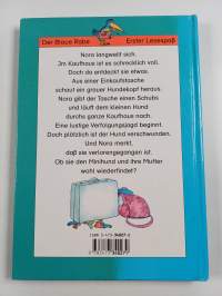 Nora im Kaufhaus