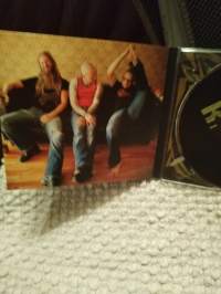 3 CD:n paketti, Kotiteollisuus kokoelma albumi 1996-2007 Murheen mailla