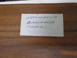 Osuuskassa - Postisäästöpankki ja / tai vastaavat - erä säästömerkkejä kansiossa