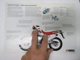 Yamaha DT125LC moottoripyörä -myyntiesite, engalnninkielinen