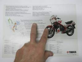 Yamaha RD350LC moottoripyörä -myyntiesite, engalnninkielinen