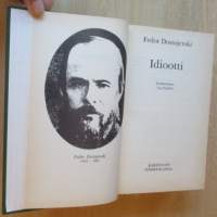 Idiootti