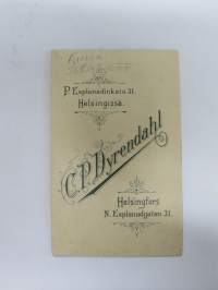 Anna Sergejeff, Atelier C.P. Dyrendahl, Helsinki -visiittikorttivalokuva / carte de visite / cdv
