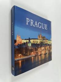 Prague : the city in the heart of europe