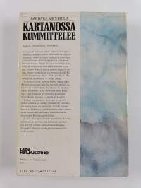 Kartanossa kummittelee