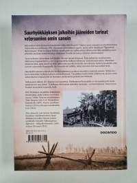 Yksi rykmentti, sata tarinaa : veteraanit kertovat