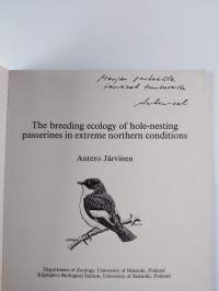 The breeding ecology of hole-nesting passerines in extreme northern conditions (signeerattu, tekijän omiste)