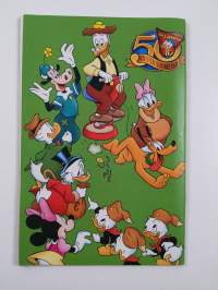 Aku Ankka n:o 49/2001 :  juhlanumero