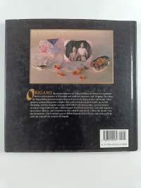Origami - New Ideas for Paperfolding