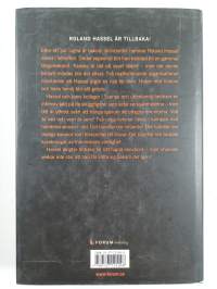 Nödens handelsmän : en Roland Hassel-thriller