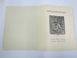 Sotilasmuistoja -käyttämätön 1930-luvun kirja lauluja, vitsejä, huumoria ym. varten, etulehdillä kompassi m/34 esittely, ampumatulokset taulukko