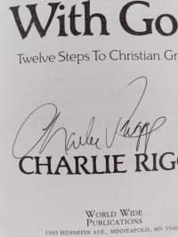 Learning to Walk with God : Twelve Steps to Christian Growth (signeerattu)